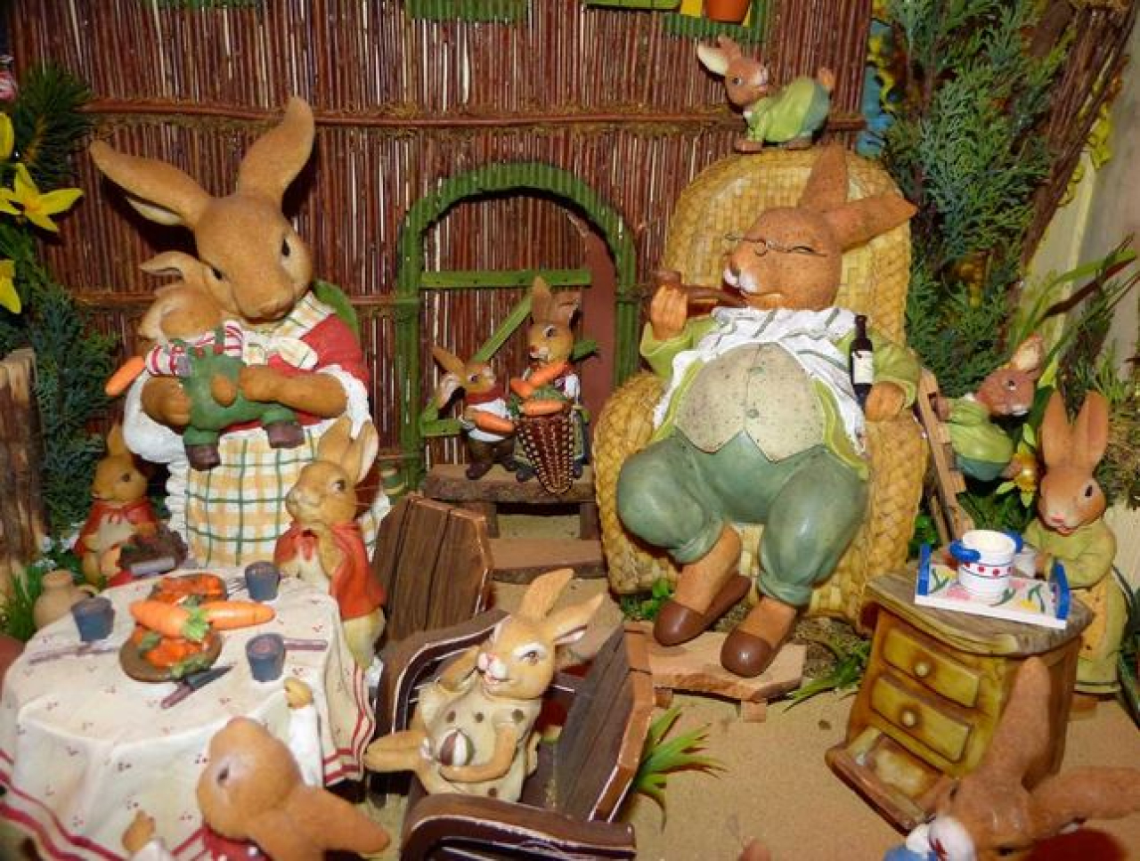 Osterhasenfamilie-Figuren - Beispielbild Ostern 2025.