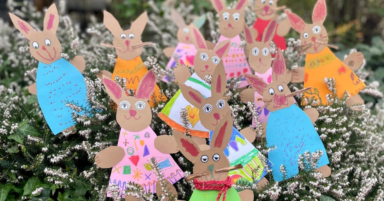 Bunte Papposterhasen.