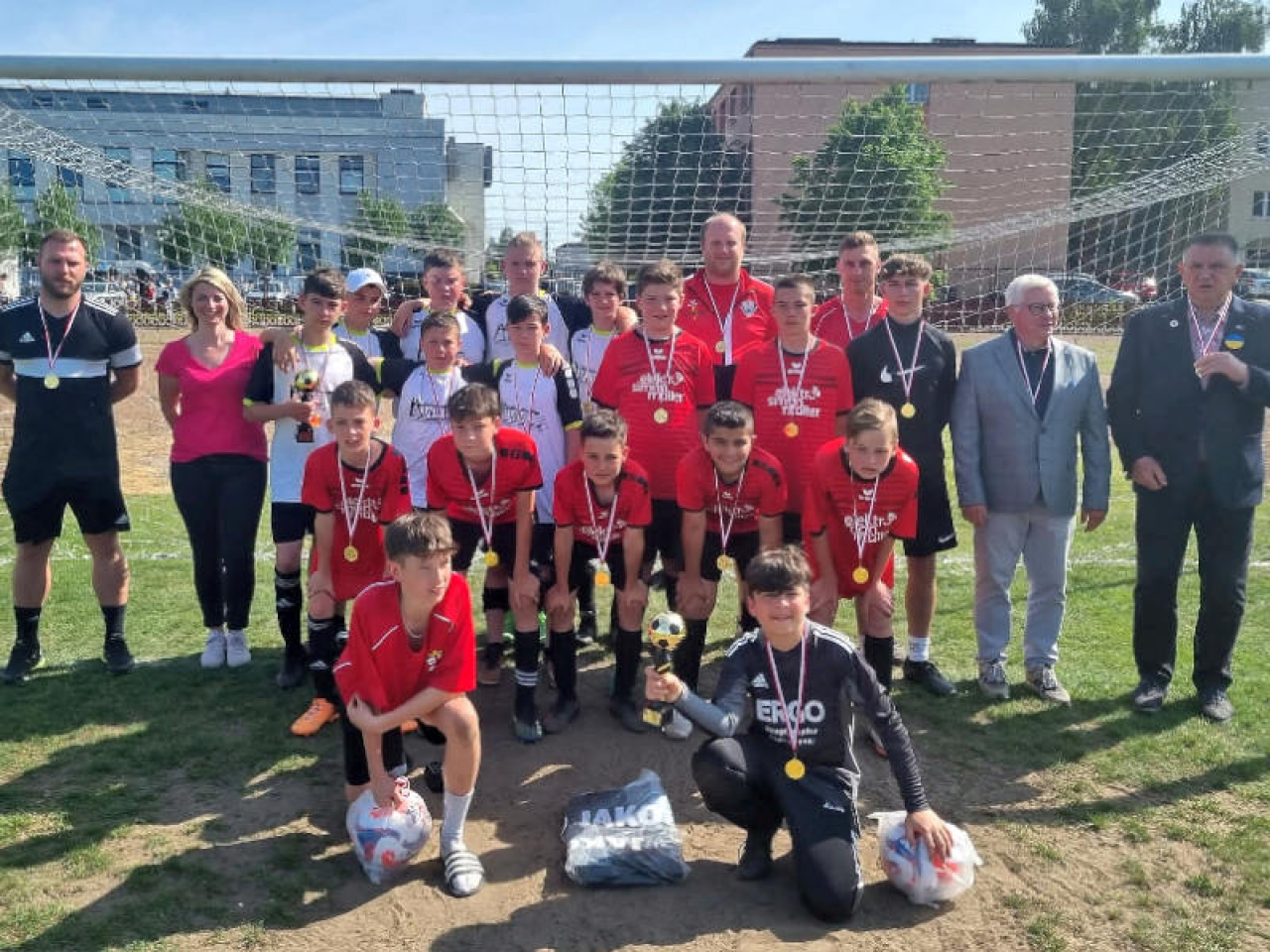 Die Fußballer beim Turnier in der Zeller Partnerstadt Plonsk.
